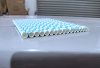 Máquina para Hacer Tubos de Papel y Pajitas para Fuegos Artificiales de 2 Capas con Sistema Servo Completo para PLC, Capacidad de 250-750 piezas/min
