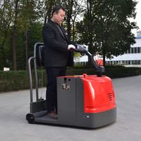 Tracteur de remorquage tactique, pour push-up et entretien d'avions, cargaison et utilisations industrielles