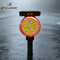 Balise solaire haute puissance à 16 LED avec clignotement alternatif/synchronisé pour une visibilité maximale, lumière d'avertissement routier en matériau PC/ABS