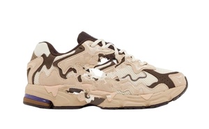 2025รองเท้ากีฬาสไตล์วินเทจสำหรับผู้ชายและผู้หญิง, รองเท้ามีเชือกผูกติดหมีสตรอเบอร์รี่สีขาวใบโคลเวอร์รุ่นสูงสำหรับฤดูหนาว - Product Image 1