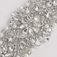 Patch Applique en Strass Cristal avec Perles Perlées Embellissements DIY Appliques de Couture pour Robe, Coiffes, Jarretières, Chaussures