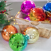 Nouveau design Boîte de nuit Concert Mariage Mousse de verre ronde Grandes décorations de fête Boule à miroir Disco