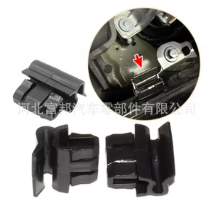 Clip Organizador de Plástico para Caja de Almacenamiento en el Maletero del Tesla Model 3 Y, Número de Pieza 1472872-00-B-C - Product Image 1
