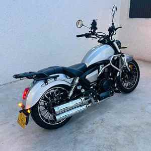 Benelli <span class=keywords><strong>Chiro</strong></span> 400 Retro Cruiser Motorrad mit Zweizylinder-Wasserkühlungsmotor - Product Image 6
