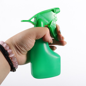 Handheld Sprayer 1 Liter Green Plastic Manual Trigger Gun For Home Gardening Watering Can - Product Image 3