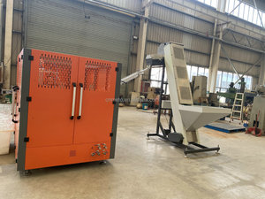 Macchina per Soffiaggio Plastica 2000BPH, Macchina per Produzione Bottiglie PET, Prezzo Macchina Automatica per Bottiglie d'Acqua da 2000ml, Spedizione Rapida - Product Image 3