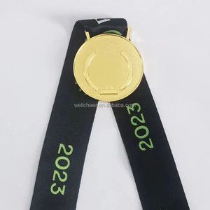 Les médailles des <span class=keywords><strong>Champions</strong></span> de la <span class=keywords><strong>Ligue</strong></span> Europa <span class=keywords><strong>2023</strong></span>, les médailles des <span class=keywords><strong>Champions</strong></span> du West Ham, souvenirs pour fans, en stock - Product Image 1