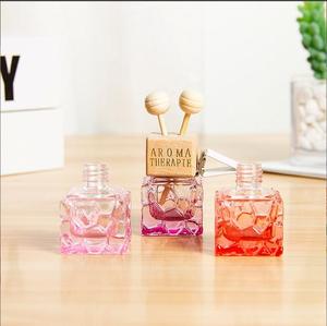 Hot Sale Wood Cap Empty pink Blue Yellow Color 8ml square Glass Perfume <strong>Diffuser</strong> Bottle with <strong>Clip</strong> Car air Freshener air <strong>Vent</strong> - Product Image 4
