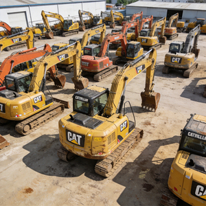 Excavadora de cadenas Caterpillar 316GC usada, en estado original, pocas horas de trabajo, rentable, con abundantes repuestos. Pequeña. - Product Image 1