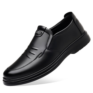 Mocasines de cuero para hombre, negros, con punta redonda, cierre de un solo botón, estilo británico, informales de negocios, tacón plano, sin cordones. - Product Image 5