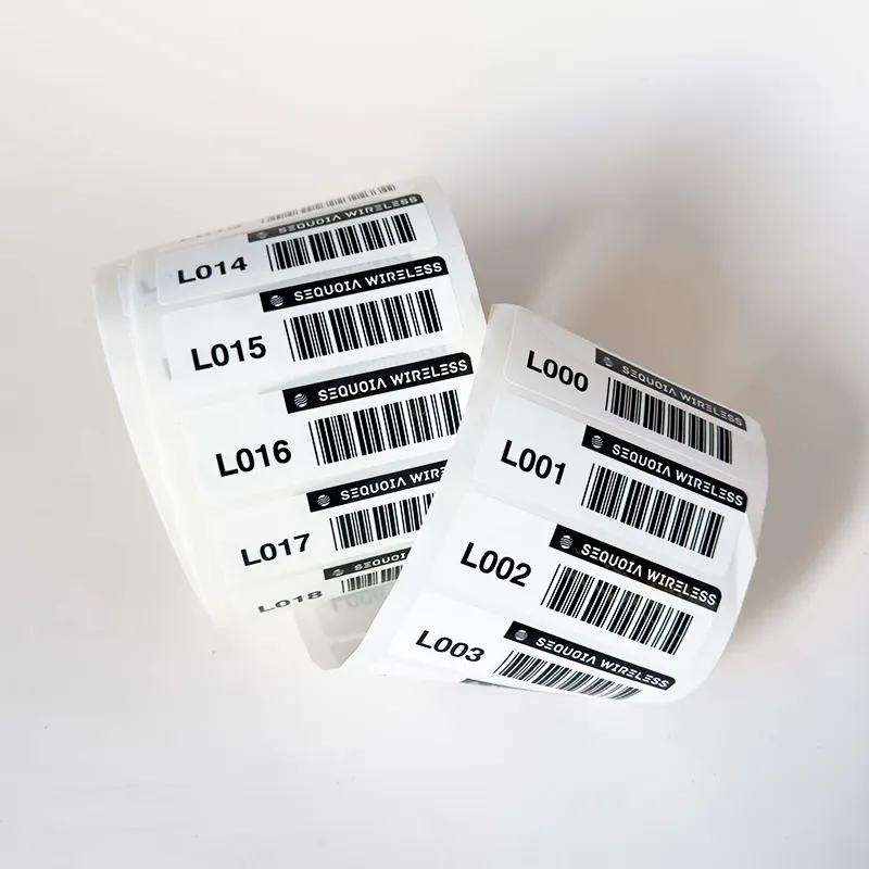 Etiquetas autoadesivas personalizadas para códigos de barras, rolo de etiquetas de embalagem à prova d'água com dados variáveis e número de série, impressão de código QR