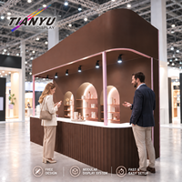 Stand d'exposition cosmétique en forme de U personnalisé avec étagères, présentoir réutilisable SEG rétroéclairé pour salon professionnel de beauté et vernis à ongles