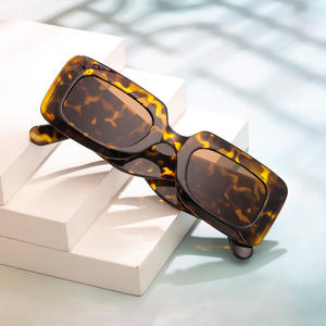 Gafas de Sol Modernas para Mujer, Lentes de PC con Protección UV400, Montura de Concha de Tortuga, Protección Solar, Estilo Viaje, Nuevo Diseño 2025 - Product Image 2