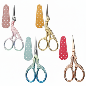 4 ciseaux de cigogne à broder avec 4 couvertures en cuir anti-acide en acier inoxydable modèle AI-9358 par Ariston International - Product Image 1