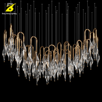 Grand lustre suspendu en verre à LED - Lumière ambiante en verre texturé artisanal pour salle de banquet et galerie d'art