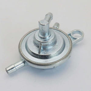Nouveau commutateur de robinet de carburant 3 ports en ligne Petcock pour Carburador Scooter chinois <span class=keywords><strong>Gy6</strong></span> 139qmb 152qmi 157qmj <span class=keywords><strong>Baotian</strong></span> Benzhou pièces - Product Image 2