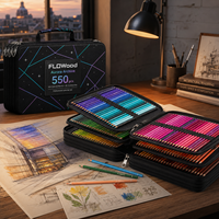 FLOWood Aurora Archive – Ensemble de 550 pièces : 520 crayons de couleur, 30 accessoires de dessin, étui de transport multicouche à fermeture éclair pour artistes