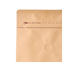 Pochette en papier kraft biodégradable imprimée sur mesure, style stand-up, avec fenêtre pour l'affichage des noix