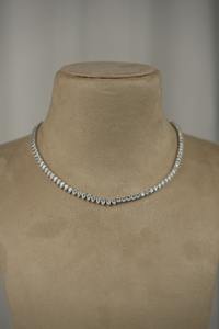 Collar de Mujer con Diamante Cultivado en Laboratorio de Lujo, Corte Pera, Chapado en Oro de 14/18 Quilates, Certificado IGI, Diseño Moderno - Product Image 5