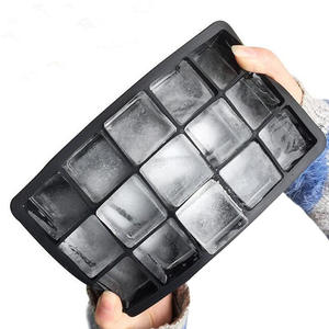 Bacs à <span class=keywords><strong>glaçons</strong></span> 15 cubes en silicone de qualité alimentaire sans BPA écologique avec couvercle <span class=keywords><strong>Bac</strong></span> à <span class=keywords><strong>glaçons</strong></span> en silicone - Product Image 3