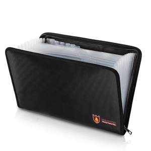 Estuche de almacenamiento de archivos ignífugo de 3 capas de lujo Material Oxford resistente al agua con bloqueo Bolsa de documentos portátil segura - Product Image 4