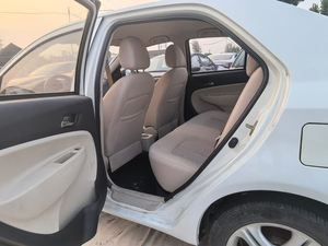 Geely Briton, Exterior Blanco, Interior de Color Claro, Versión a Gasolina - Product Image 6