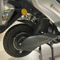 Nouveau style de moto électrique légère double moteur scooter électrique 2000w Ckd 2 roues vélo adulte Moto Elektro Motorrad pou