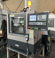 Fournisseur chinois XH7115B Mini fraiseuse CNC verticale 4 axes automatique système 980MC SP2215M