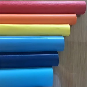 טקסטיל פוליאסטר מצופה PVC ידידותי לסביבה עם תוכן ממוחזר עבור ארכיטקטורה בת קיימא ופרויקטים של בנייה ירוקה - Product Image 2