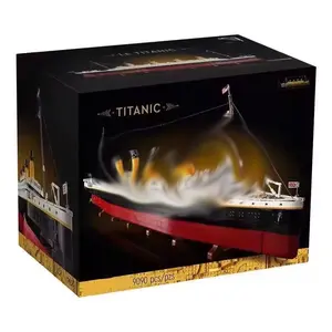 Dalam stok seri film Titanic Ship Moc blok bangunan bata set mainan edukasi batu bata 9090 buah perahu kompatibel 10294