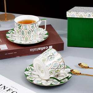 Juego de Tazas de Té y Café de Porcelana Fina Eden Light Luxury, Juego de Regalo con Taza y Tetera para Decoración del Hogar y Regalos - Product Image 1