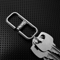 Porte-clés en titane facile à utiliser, mousqueton utilitaire d'extérieur, porte-clés léger et portable, anti-perte, porte-clés de voiture