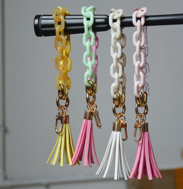 New Acrylic Bangle Key Ring Chain Link Wristlet Key Ring Cute Keychain Gift for Girls Women
