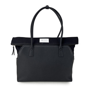 Sac à bandoulière en cuir pleine fleur véritable – Noir avec texture grainée et rabat en tissu, options multicolores – Style européen - Product Image 1