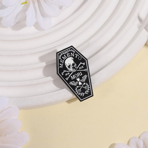 Pin Enamel Punk Gothic Coffin 0, Bros Kerangka Memento Mori Custom, Lencana untuk Pakaian, Tas Ransel, Kerah, Perhiasan, Hadiah untuk Teman - Product Image 3