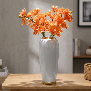 Vase en céramique de luxe léger, vase de table minimaliste, vase léger fait à la main, vase en céramique étanche - Product Image 1