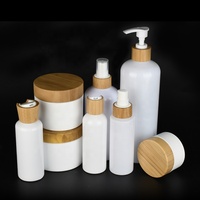 Échantillons Gratuits - Bouteilles en Plastique PET et PC Ambré Givré Blanc de 60ml à 500ml avec Bouchon Pompe en Bambou pour Emballage de Shampooing