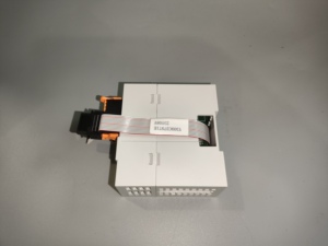 Módulo de Entrada Analógica PLC FX5-4AD, Unidad de Expansión de 4 Canales, Comunicación Modbus, Montaje en Riel DIN para Señal de Voltaje/Corriente - Product Image 1