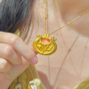 Collana in Titanio Dorato con Ciondolo Traforato Portafortuna, Prosperità e Longevità, Nuovo Stile <span class=keywords><strong>Punk</strong></span> Cinese 2026 per Donna - Product Image 1