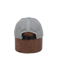 Casquette de baseball 5 panneaux imperméable perforée avec logo personnalisé en gros