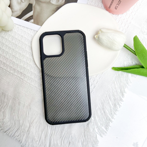 Coque arrière de <span class=keywords><strong>téléphone</strong></span> en fibre de carbone la plus vendue pour iPhone 16 Pro Max 15 Plus 14 pour Samsung pour Galaxy S25 Ultra simple et populaire - Product Image 2