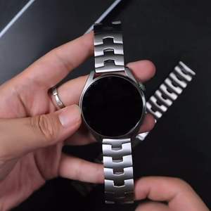 Correa de reloj para Huawei Watch <span class=keywords><strong>GT</strong></span> 3 <span class=keywords><strong>2</strong></span> <span class=keywords><strong>Pro</strong></span>, banda de reloj de titanio ultraligera de 22mm para GT2 46mm Magic <span class=keywords><strong>2</strong></span> 46mm GT2e, edición limitada - Product Image 1
