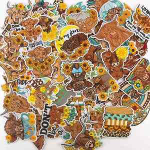 Parches Termoadhesivos Bordados de Vaca Highland con Diseño de Campo Floral, Lindos y Caprichosos - Product Image 6