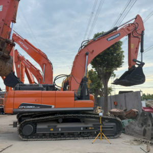 Excavadora usada DOOSAN de Corea del Sur, maquinaria de construcción de orugas hidráulica de segunda mano, excavadora en buenas condiciones DH370, original de segunda mano - Product Image 1