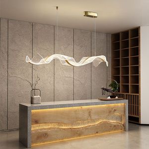 โคมไฟระย้าอะคริลิคแบบแขวนสไตล์โมเดิร์นมินิมอลทำจากแถบคลื่นที่หรูหรา - Product Image 3