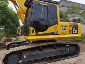 Excavadora de cadenas Komatsu PC220-8 original de Japón a precio económico, con cucharón de 0.72-1.26m³ para minería y construcción de carreteras - Product Image 6