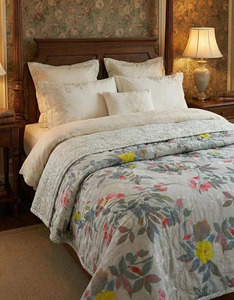 Edredón de Algodón con Estampado Floral – Cubrecama Acolchado Ligero para Decoración de Dormitorios, Ropa de Cama para el Hogar y Suministro al por Mayor - Product Image 1