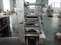 Machine à emballer automatique Flowpack de vente chaude pour serviettes hygiéniques et machine d'emballage de couches