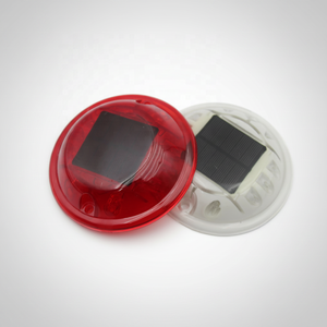 Lampe solaire de quai No <span class=keywords><strong>Dead</strong></span> Arrival, LED RGB multicolore, protection IP68, pour montage au sol, idéale pour quais de bateaux, garde-corps et allées - Product Image 1