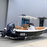 Nouvelle Arrivée 2026 Bateau de Pêche Panga 25FT en Fibre de Verre avec Console Centrale et Double Coque pour la Pêche en Haute Mer